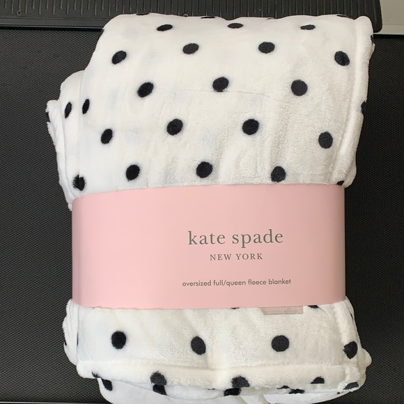 kate spade Other - NWT Kate Spade Oversized Full/Queen Fleece Blanket